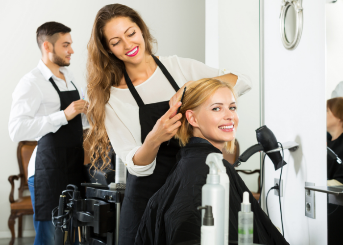 Kadın Kuaförü Eğitimi (Güzellik ve Saç Bakım Hizmetleri) (Mesleki Eğitim)